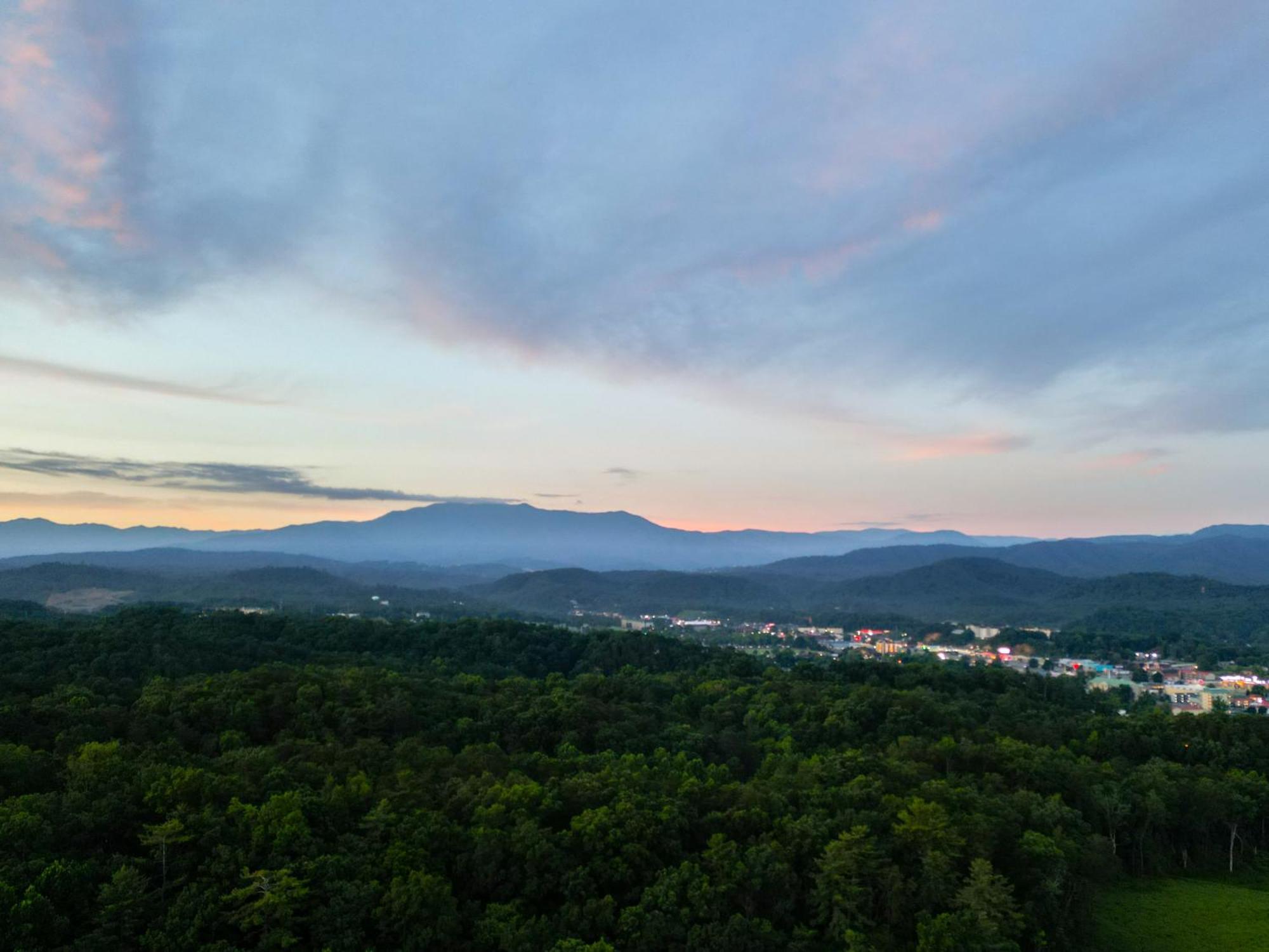 Staybridge Suites Pigeon Forge - Smoky Mtns By Ihg Exterior photo