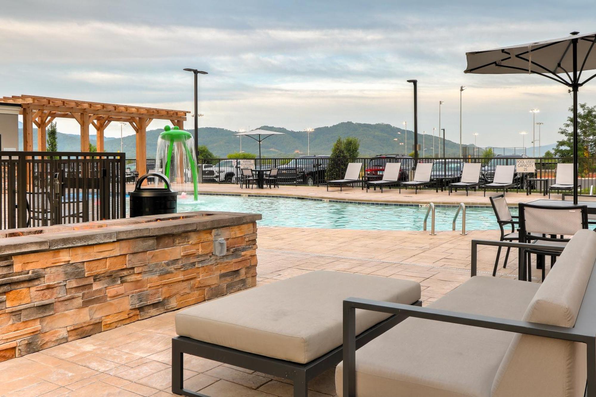 Staybridge Suites Pigeon Forge - Smoky Mtns By Ihg Exterior photo